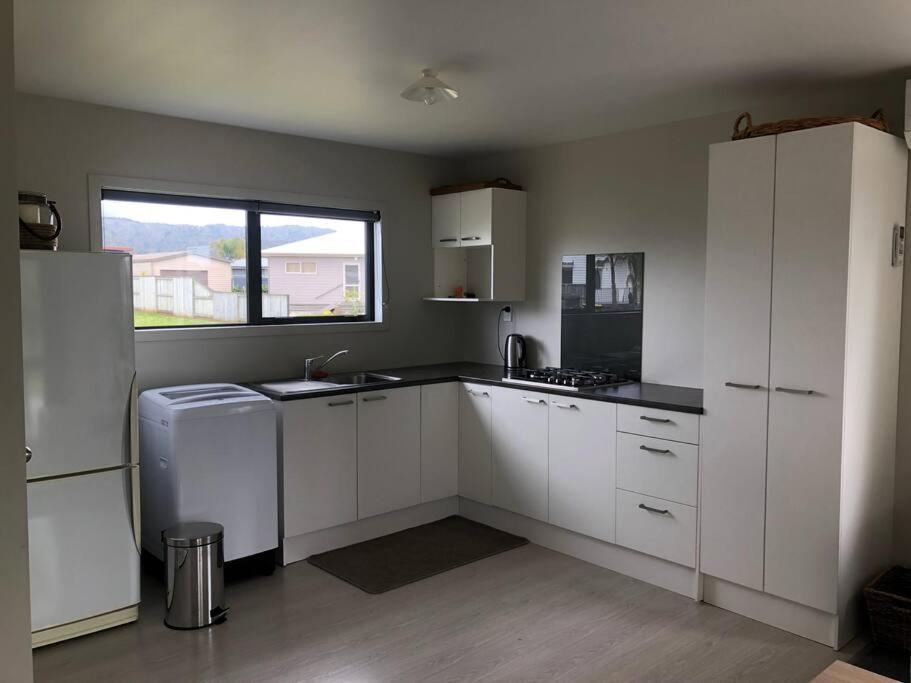 Villa Whitianga Kiwi Bach Esterno foto